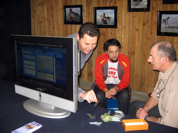 De gauche à droite, Phil17, Florian Boudeau et Thierry Patin venu nous présenter ses nouveaux streamers
